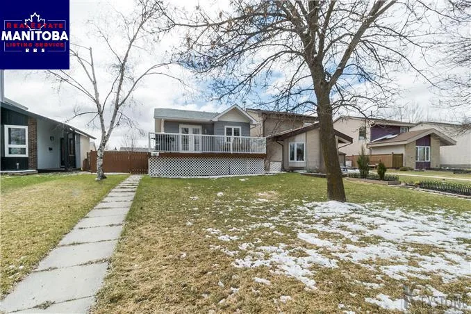 67 Blairmore Gardens, Winnipeg