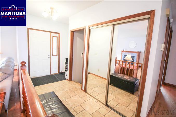 Property 98 Long Point Bay img1