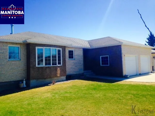 4 Bed House for Sale at 110 River Drive, Selkirk, MB - MLS® #1709902