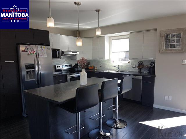 Property 755 Townsend Drive img1