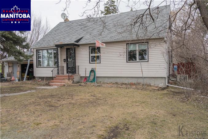 Property 30 University Crescent Main image