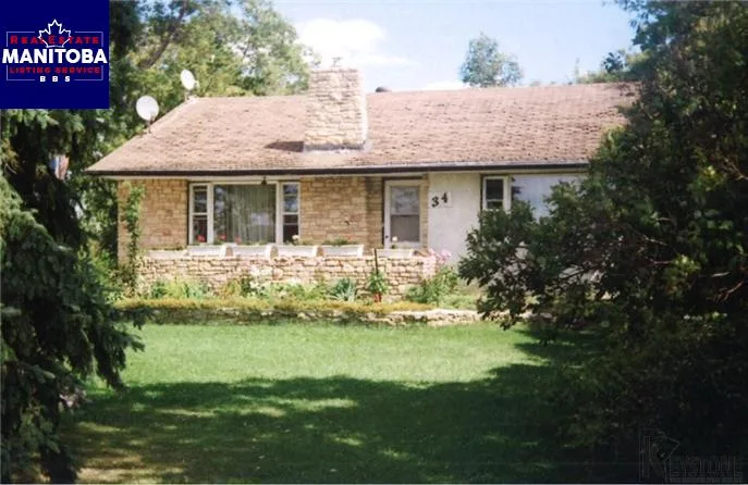 34 University Crescent, Winnipeg