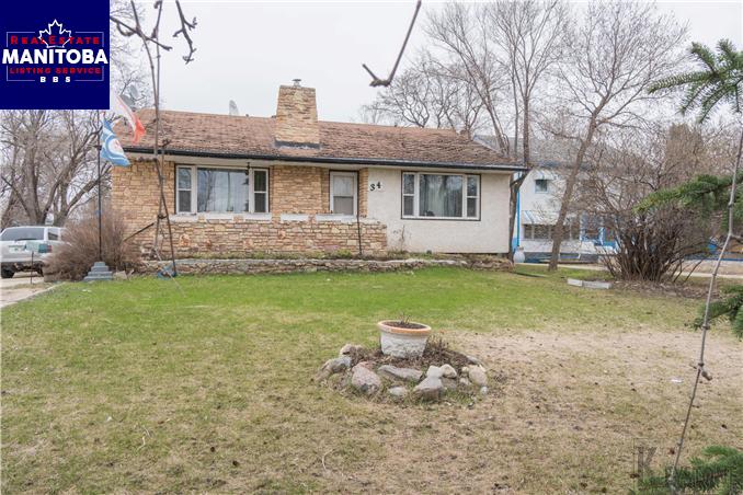 Property 34 University Crescent img1