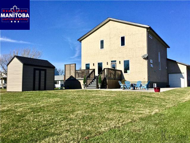 Property 17 Memorial Boulevard img1