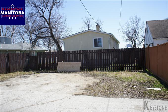 Property 765 Hector Avenue img1