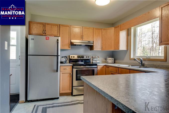 Property 50050 Monominto Road East img1