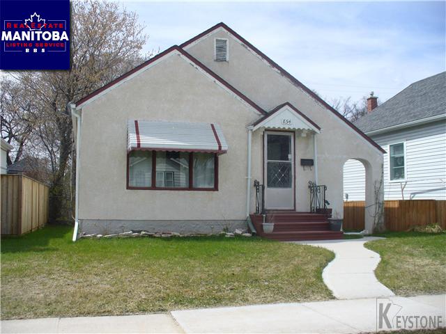 Property 854 Valour Road Main image