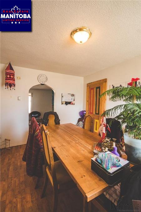 Property 598 Elgin Avenue img1