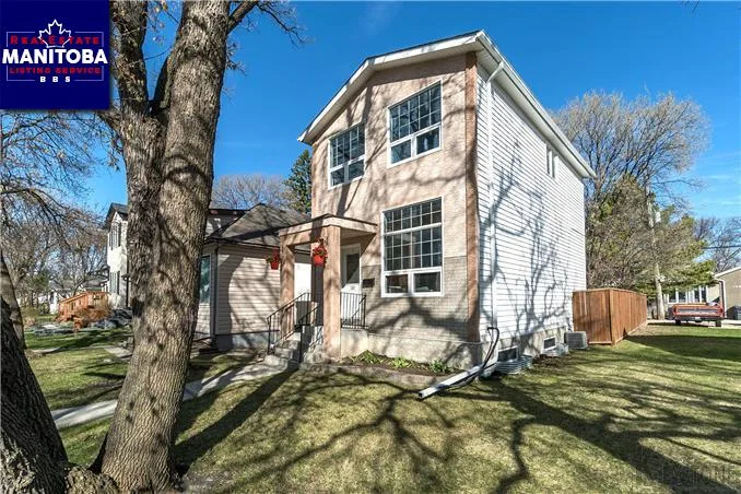 159 Stranmillis Avenue, Winnipeg