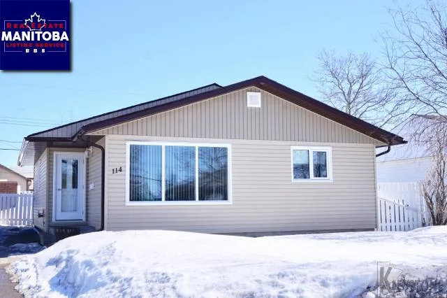 114 Centennial Drive West, Thompson