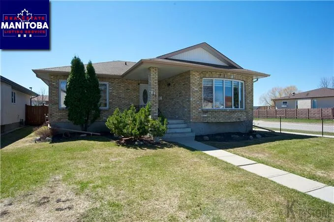 38 Tully Road, Winnipeg