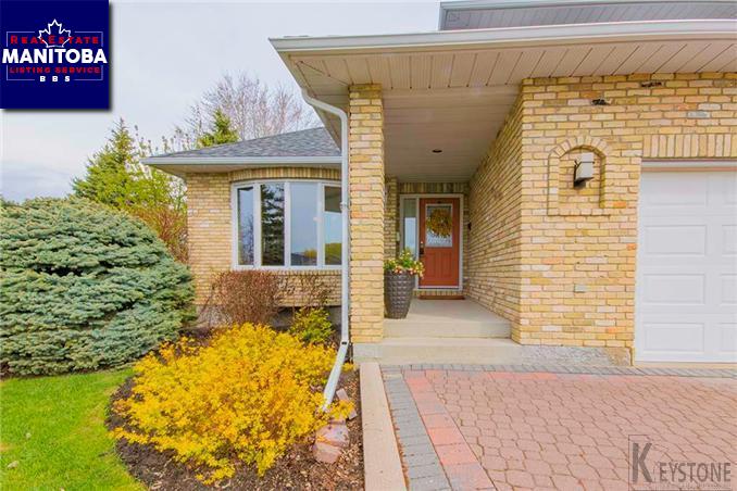 Property 40 Oakridge Boulevard img1