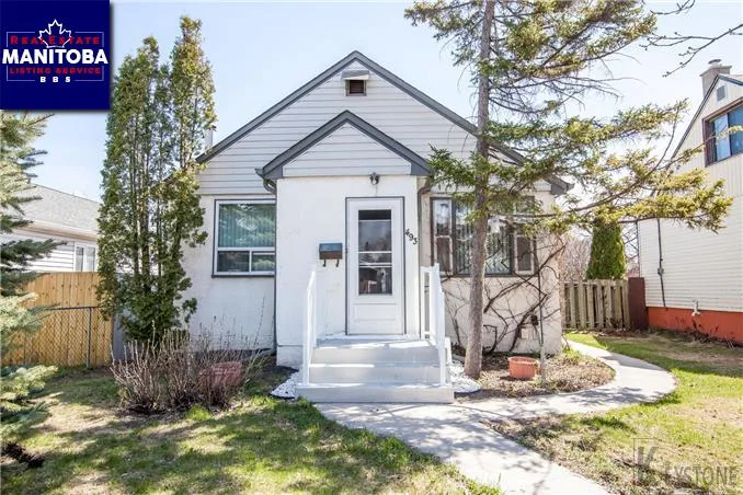 493 Queen Street, Winnipeg