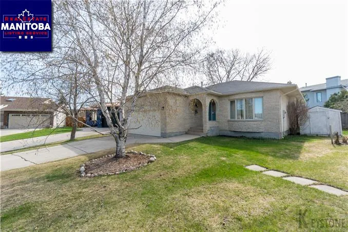 30 Hallmark Point, Winnipeg