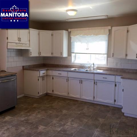 Property 97 North Drive img1