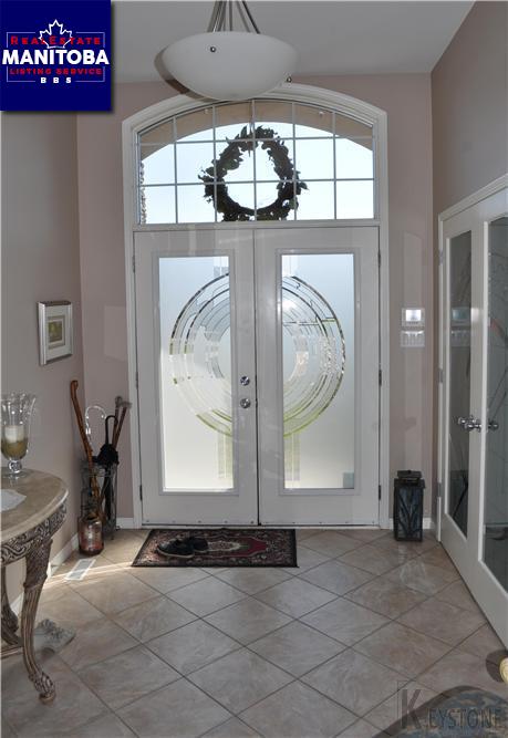 Property 46 Riverhaven Grove img1