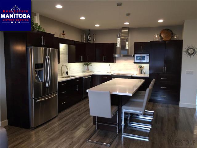 Property 14-575 Townsend Drive img1