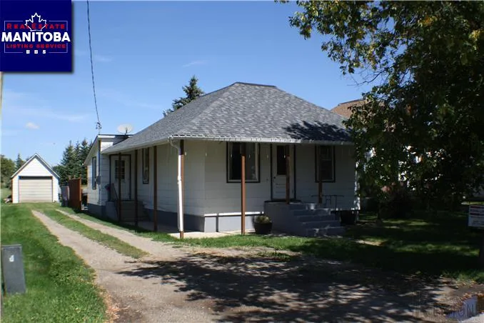 2 Bed House for Sale at 111 1st Avenue West, Souris, MB - MLS® #1710799
