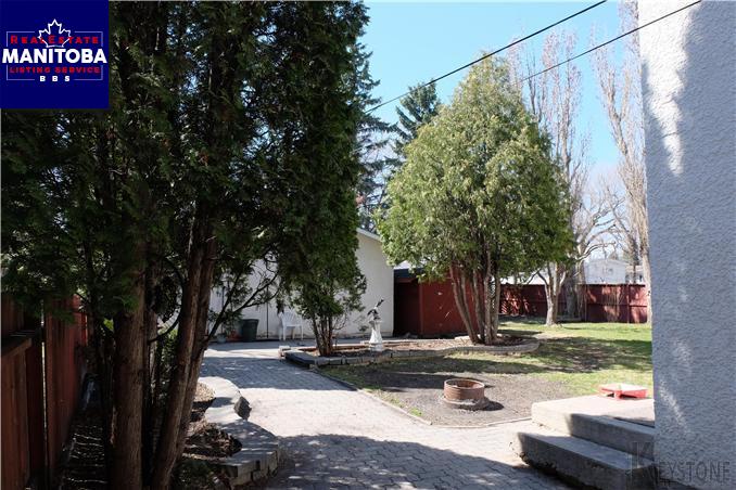 Property 416 Moray Street img1