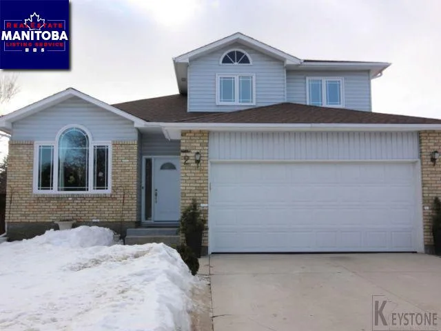 2 Oakhurst Crescent, Winnipeg