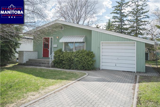 Property 3 Laurentia Bay Main image