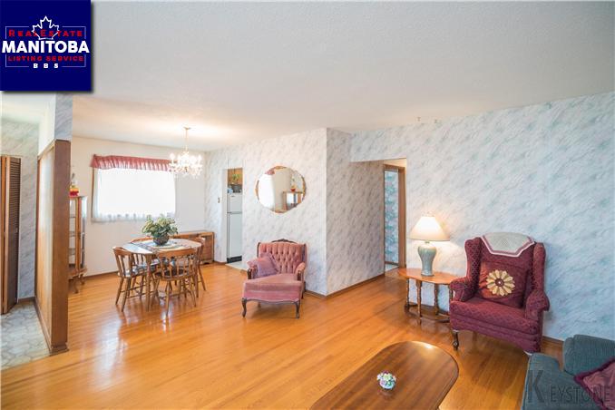 Property 3 Laurentia Bay img1