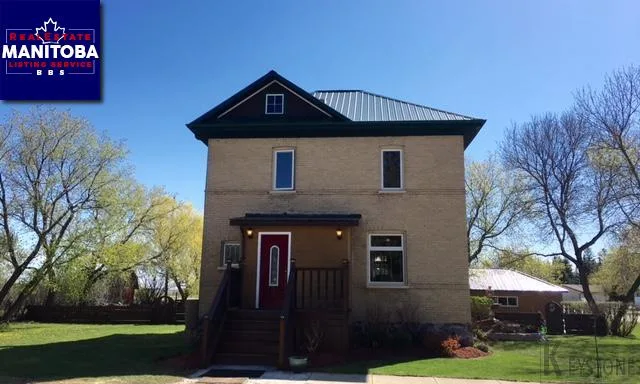 202 Grange Street West, Elkhorn