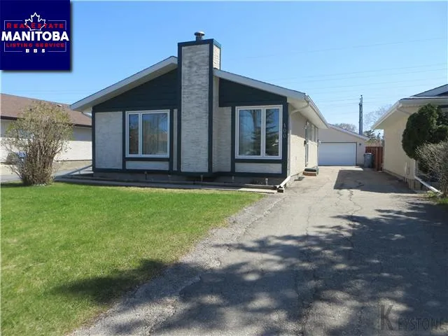 100 Meadow Gate Drive, Winnipeg