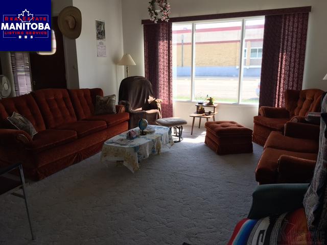 Property 322 5th Street img1