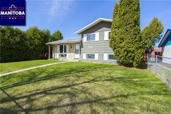 124 Manila Road, Winnipeg