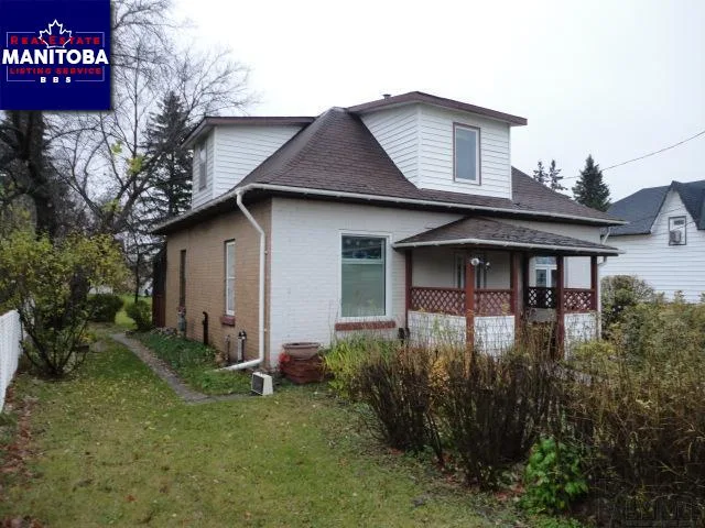106 1st Street Northeast, Minnedosa