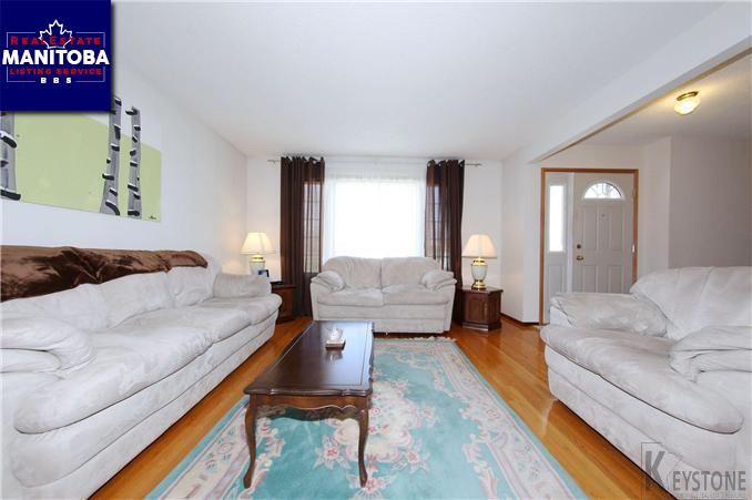 Property 39 Kirkwall Crescent img1