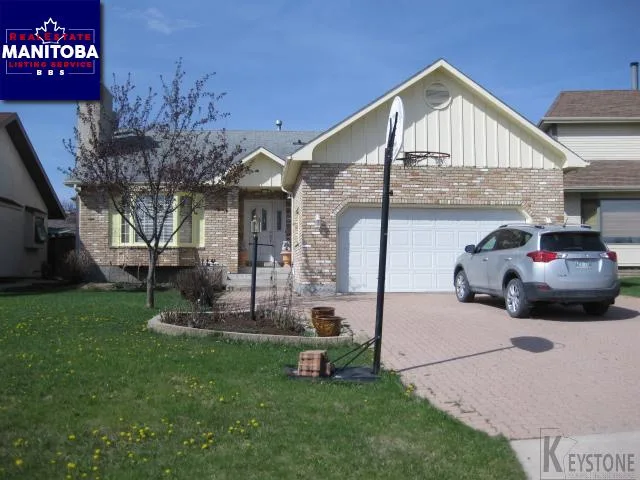 99 Eaglemount Crescent
