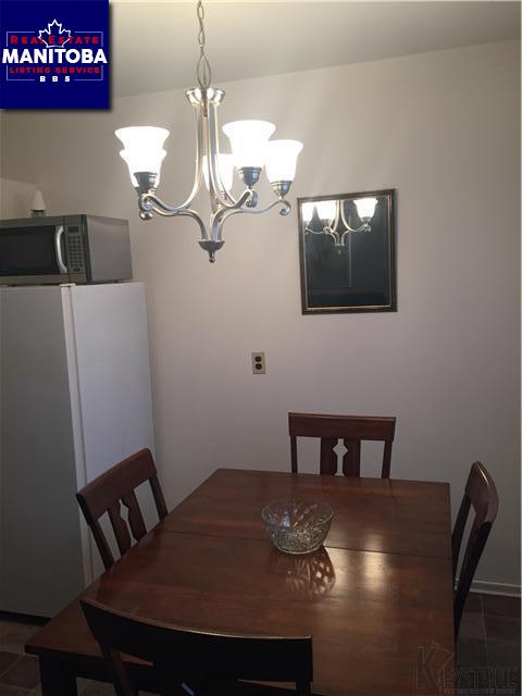 Property 812-800 Shorepointe Village img1