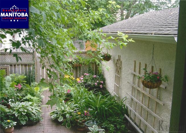 Property 112 Lipton Street img1