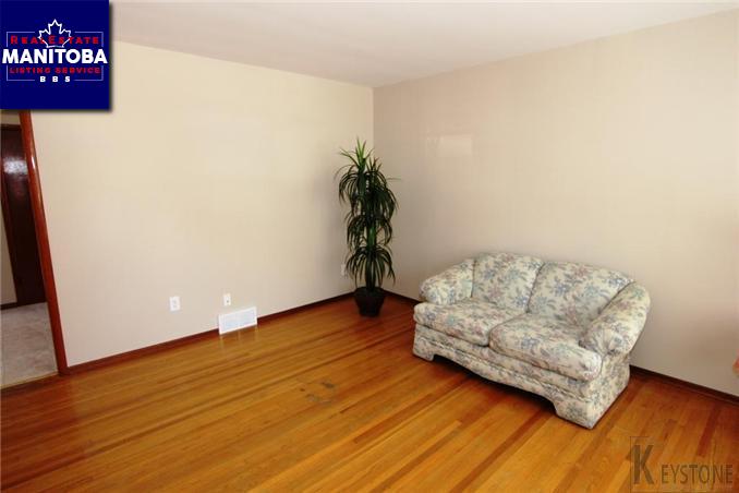 Property 580 Magnus Avenue img1