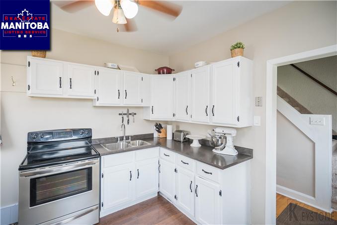 Property 401 Regent Avenue East img1