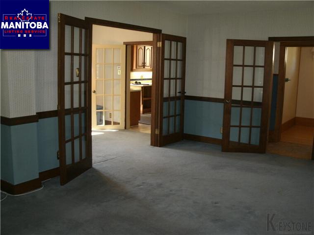 Property 314 Bartlet Avenue img1