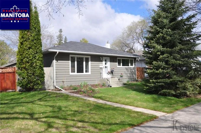 402 Linwood Street, Winnipeg