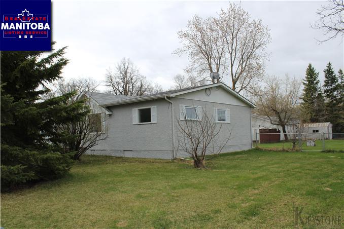 Property 320 Alder Avenue img1