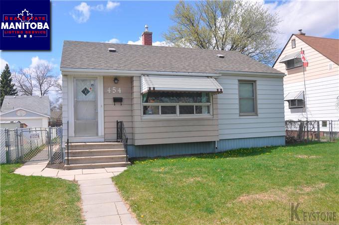 Property 454 Kildarroch Street img1