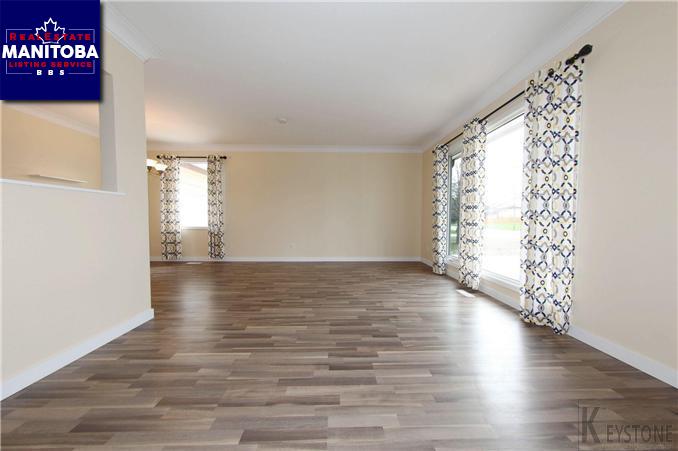 Property 243 Barker Boulevard img1