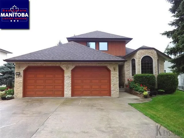 390 River Avenue East, Dauphin