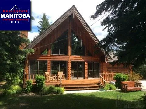 9 Evergreen Place, Onanole