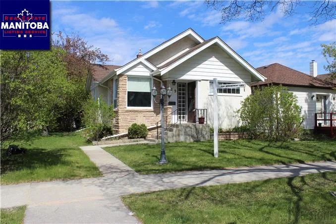 239 Perth Avenue, Winnipeg