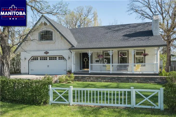 657 River Drive, Lorette