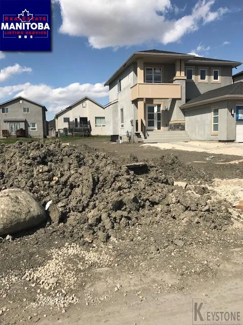69 Bonaventure Drive East