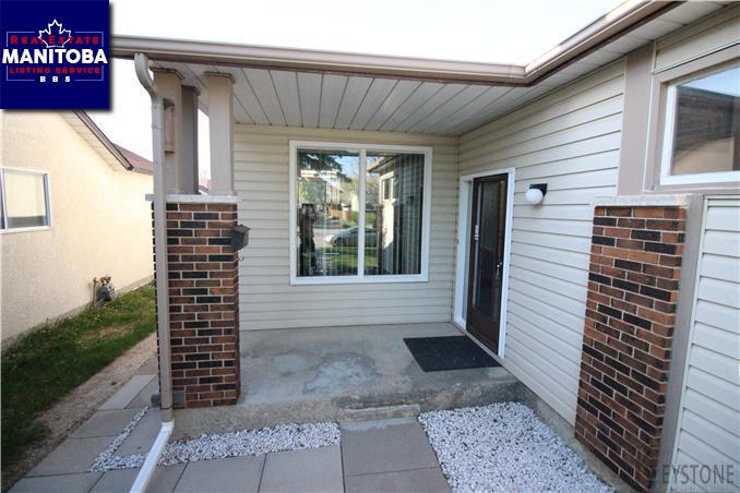 Property 155 Greenhoven Crescent img1
