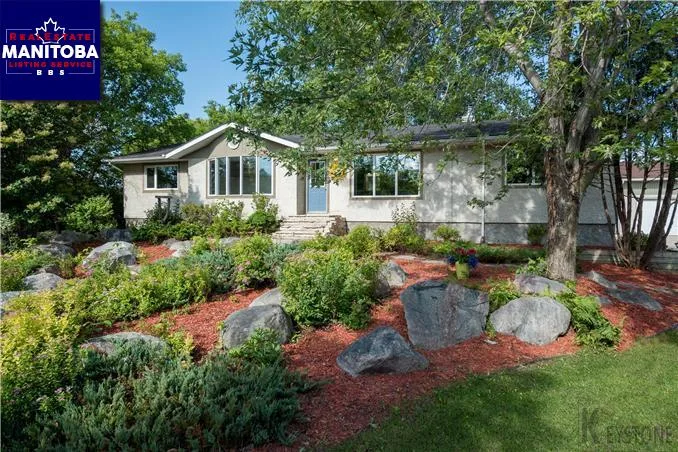2 Bed House for Sale at 14 Houghton Avenue, Oakbank, MB - MLS® #1711694