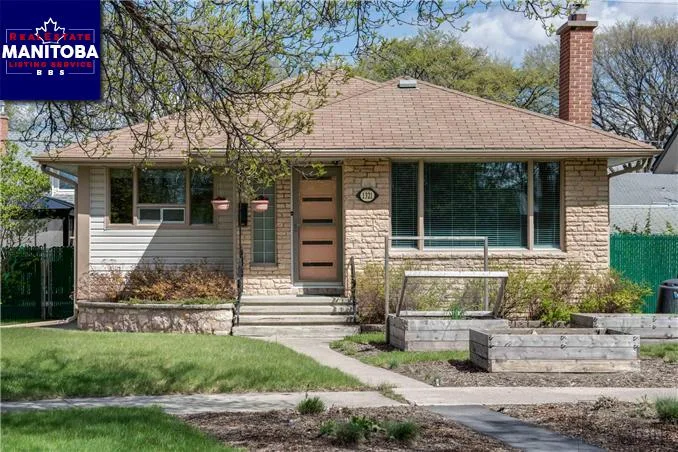 1321 Valour Road, Winnipeg